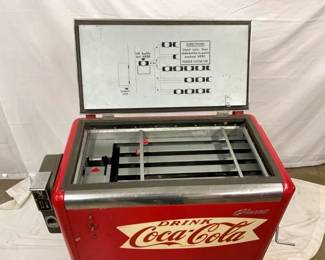 TOP INSIDE VIEW COKE BOX