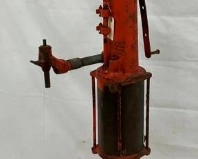 BENNETT KEROSENE PUMP
