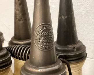 CLOSEUP VIEW W/ CAPS