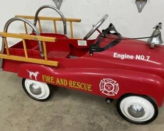 #7 FIRE & RESCUE PEDAL TRUCK