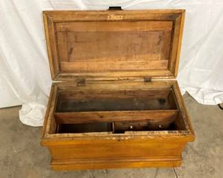 INSIDE VIEW TOOL CHEST 34X20