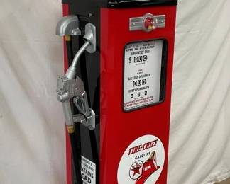 SIDE VIEW TEXACO GAS PUMP W/GLOBE