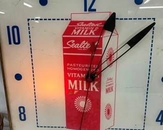 CLOSE UP VIEW W/CARTON