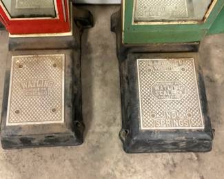 CLOSEUP VIEW BASE SCALES