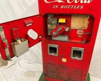 INSIDE VIEW COKE BOX