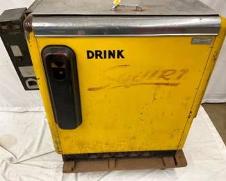 SQUIRT IDEAL DRINK BOX