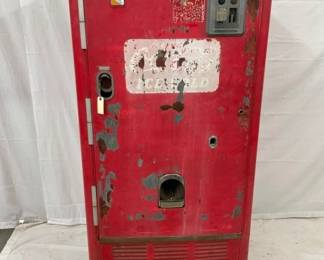 UNUSUAL VMC 242 Coca Cola DRINK BOX 