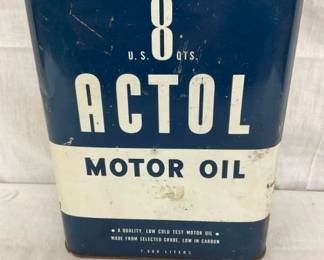2G. 8 ACTOL MOTOR OIL CAN