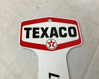 CLOSE UP VIEW TEXACO KEY HOLDER