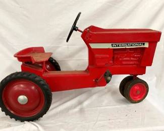 OTHERSIDE MODEL 404 PEDAL TRACTOR