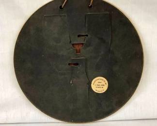 BACKVIEW COKE EASLE BACK