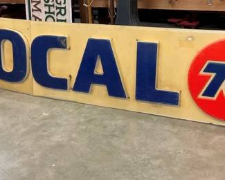 2PC. EMB. PLASTIC UNOCAL 76 SIGN