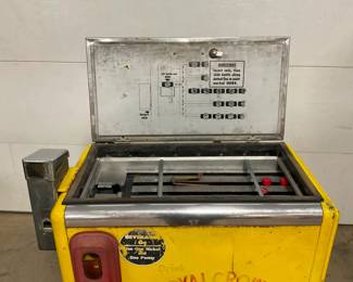 INSIDE VIEW W/LIFT TOP 