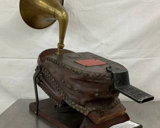 SIEBE GORDON ANTIQUE HELMET AIR PUMP