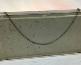 BACK VIEW QUEEN BESS CLOCK