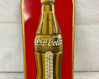EMB. COCA-COLA CHRISTMAS BOTTLE THERM.