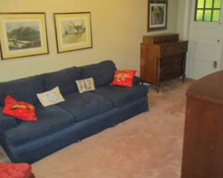 more viws of furniture