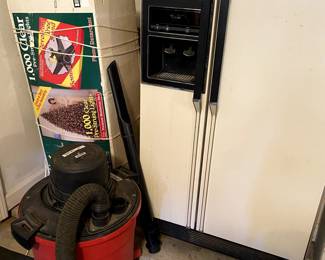 Great garage fridge! Shop vac and large Christmas tree!