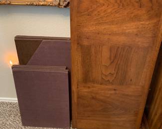 extra leaf and table pads