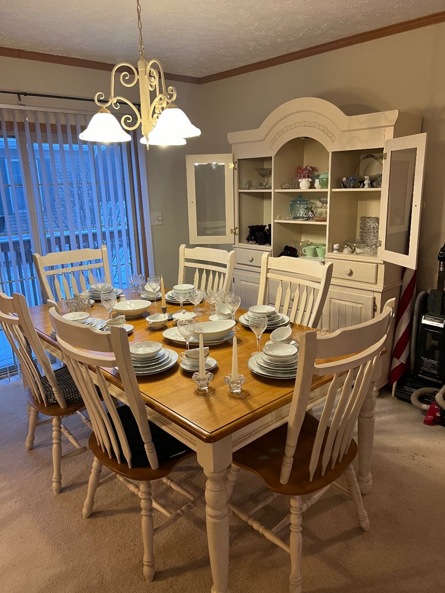 Very Clean Kalamazoo Home with Great Decor,... starts on 11/30/2023