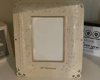 lenox  50 th anniversary frame  as new 