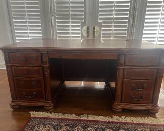 Executive Business Desk (does come apart for moving)