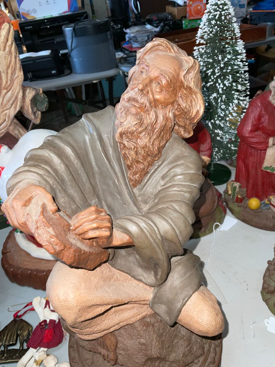 TAVARES END OF YEAR POP UP ESTATE SALE SALE FRIDAY starts on 11/30/2023