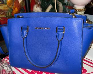Micheal kors blue bag