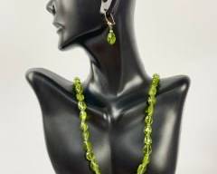 Fine 14K Gold Peridot Green Faceted Gemstone 18 Inch Necklace W/ Matching Pierced Drop Dangle Earrings
