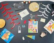 Vintage 1962, 1963 Mattel Barbie Mini Magazines, Barbie Fashion Designer Portfolio, And Barbie Accessories
