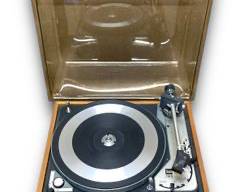 Vintage Dual Turntable Model: 1019 w/ A Empire Stylus Needle Model: 2000Z
