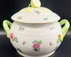 Fine Massive Herend Porcelain Hand Painted Queen Victorian Lidded Tureen With Lemon Knob
