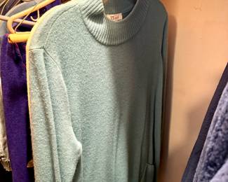 Sweater Amherst MA 01002