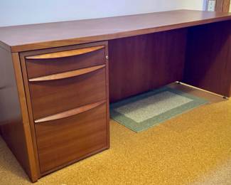 Mid-Century Modern Desk in Amherst MA 01002