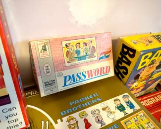 Vintage Board Games & Puzzles
