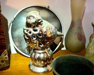 Bird sculpture in Amherst Massachusetts 01002