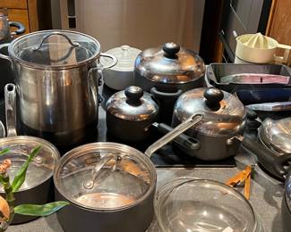 Pots & Pans in Amherst MA 01002