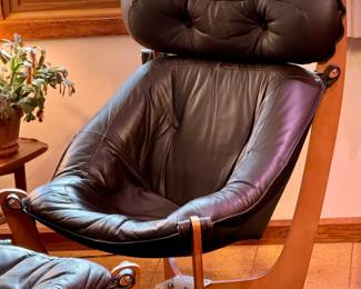 MCM Furniture-Comfort of Norway Chair