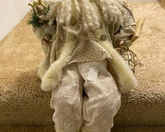 The jolliest guy in town hung around all day. He hopes that you can stop by Friday or Saturday to say hi!   There are so many great things left just waiting to be  purchased! There are many great Christmas gifts   If you see another guy hovering around with white hair, his name is  Bill., Don’t  be alarmed when he starts talking to himself  