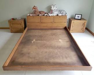 Thomasville "Huntley Collection" solid wood King Bed. Nightstands