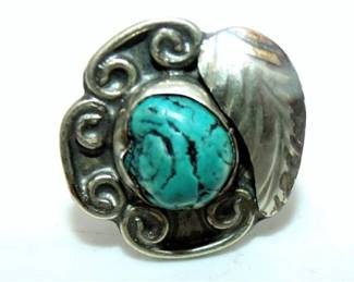 Lot 106   9 Bid(s)
Silver Turquoise ring