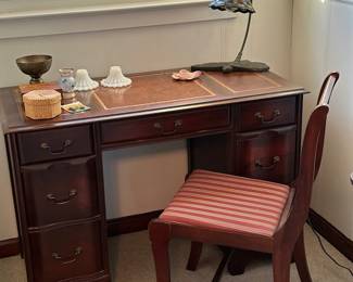Leather top knee hole desk with matching chair, all good!