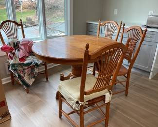 Breakfast nook table and chairs 