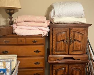 Bedroom dressers and nightstands 