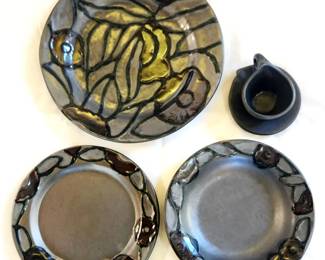 Cyclamen Studio by Julie Sanders black dinner set, for 8