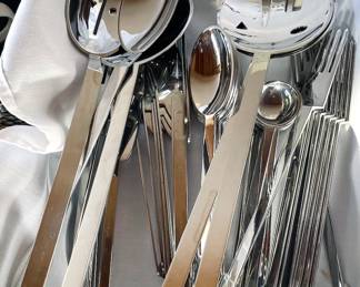 Bissell & Wilhite silverware set, for 8