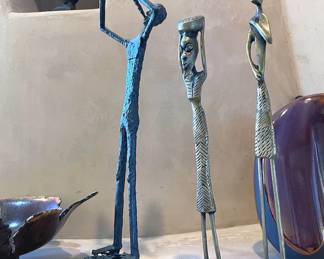 Polynesian&nbsp;and African statues/figures