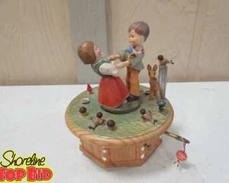 Vintage Anri Thorens Music Box, Swiss Musical Movement, Carved Wood, Plays Love Story