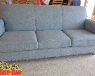 Kincaid Furniture from Klingmans Sofa, Excellent Condition  PET  SMOKE FREE HOME