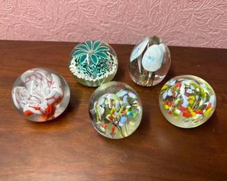 4 Paperweights